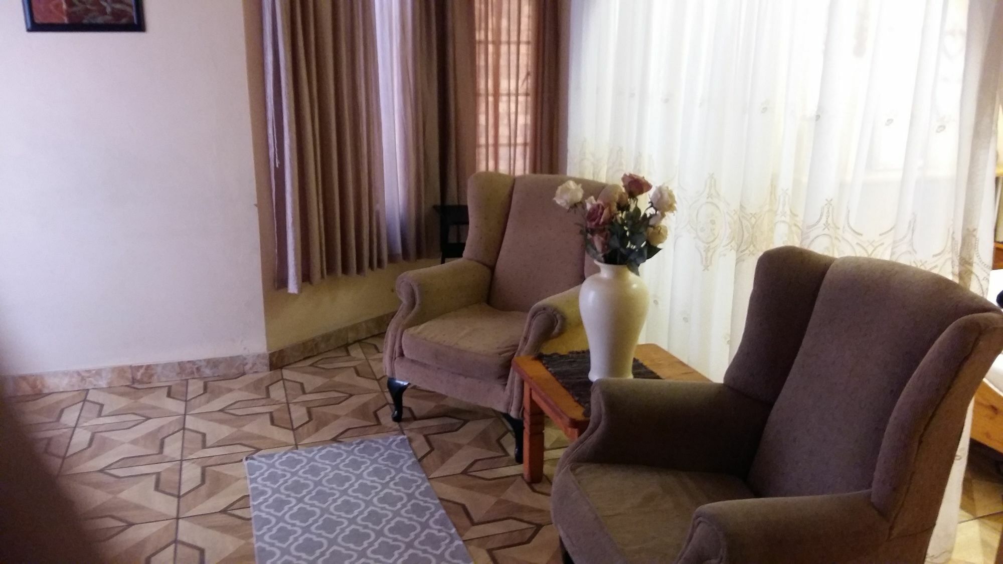 מידלבורג Pride Rock Accommodation מראה חיצוני תמונה