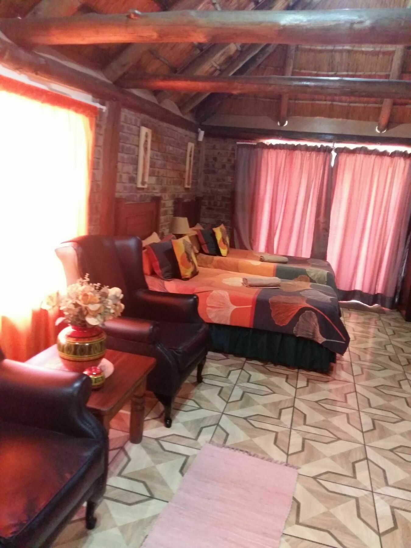מידלבורג Pride Rock Accommodation מראה חיצוני תמונה