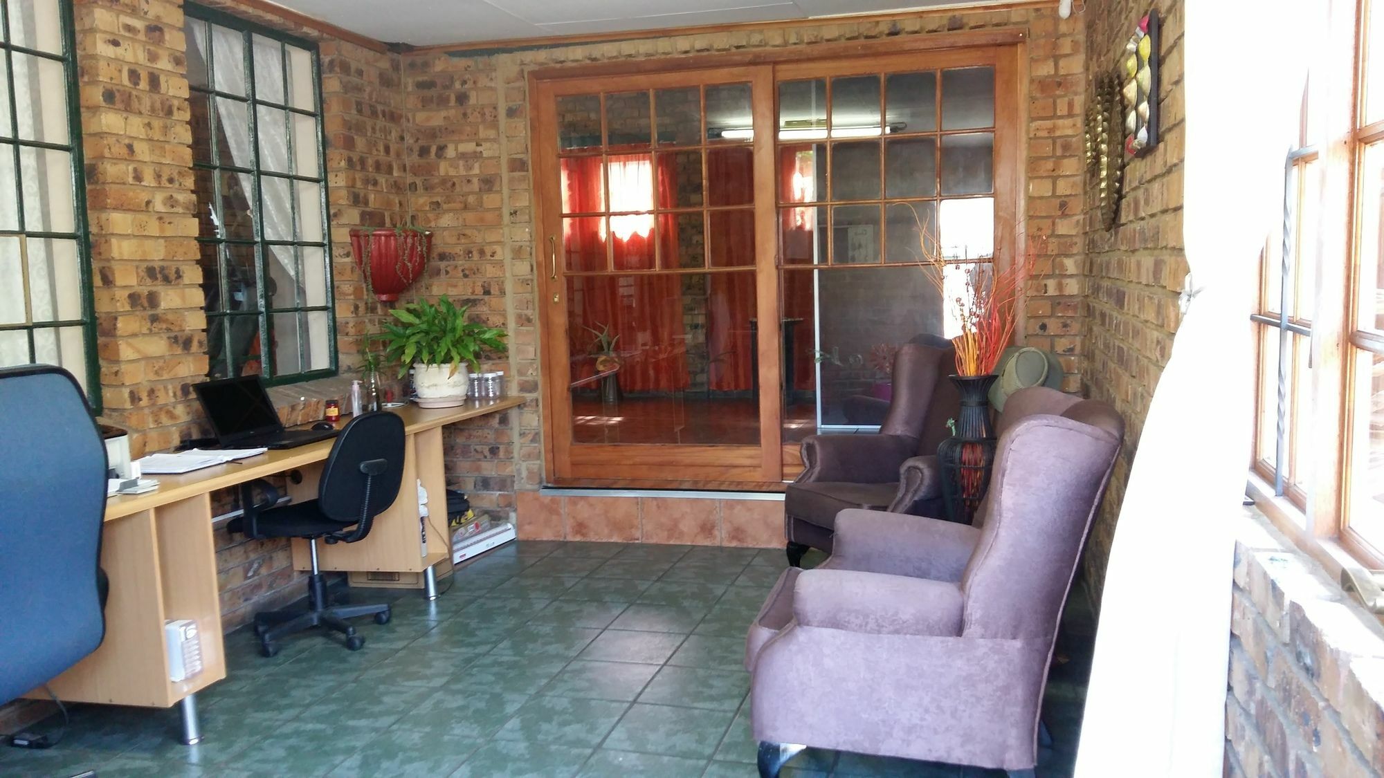 מידלבורג Pride Rock Accommodation מראה חיצוני תמונה